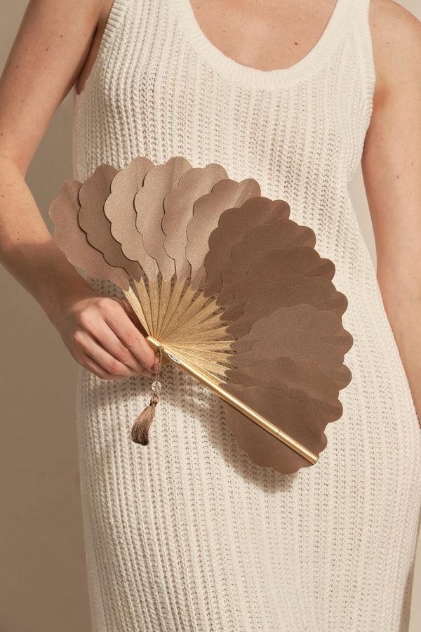 ABANICO - Ondas Pequeño Nude