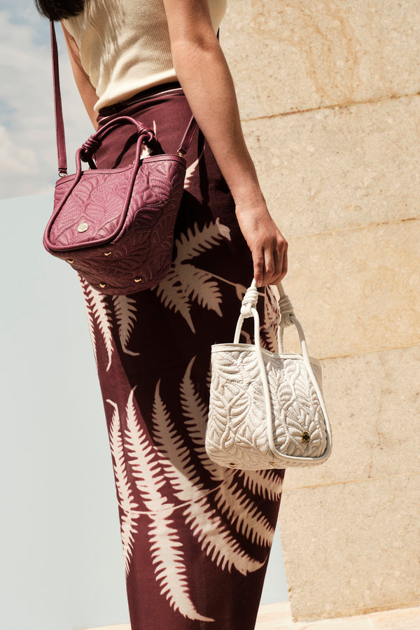 GRANADINA - Pure White